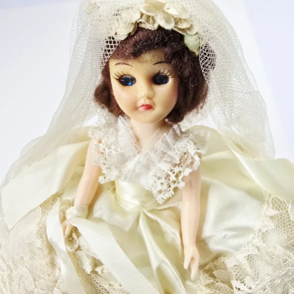 Vintage Victorian Boudoir 